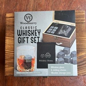 Whiskey gift set - New in box